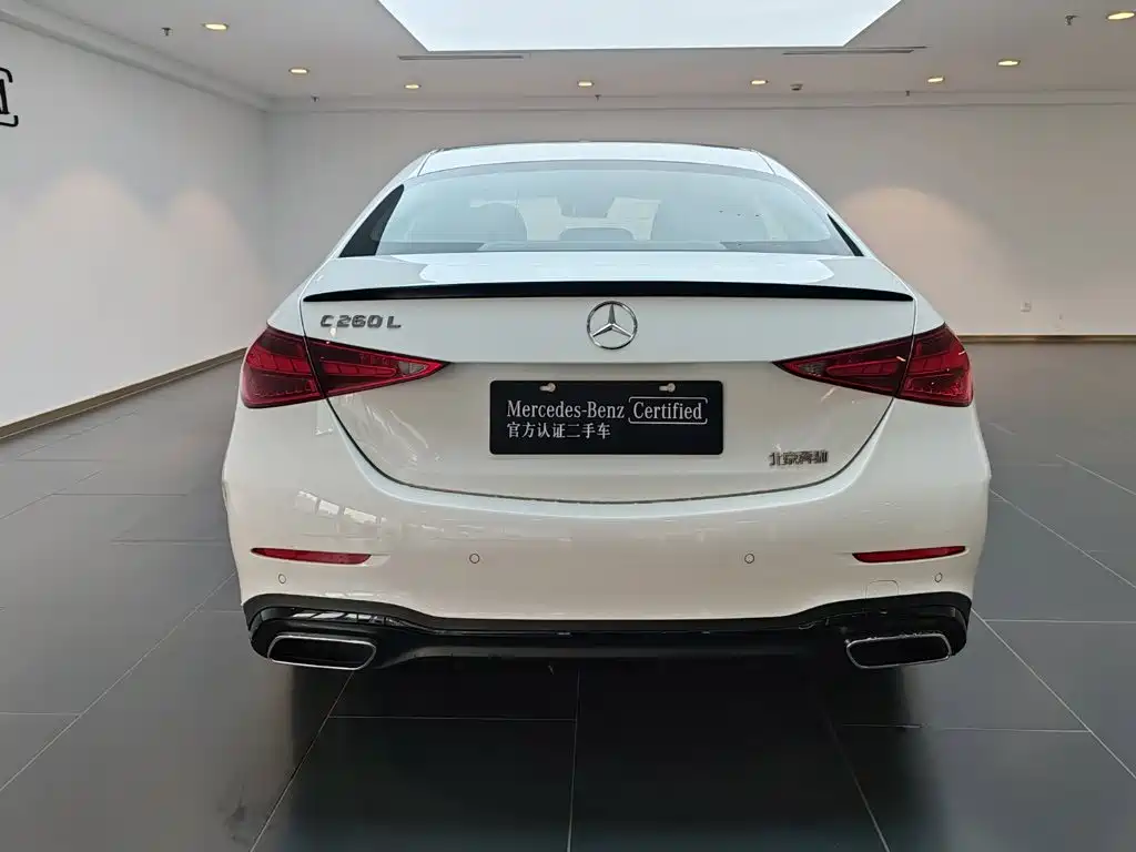 Mercedes-Benz C-Class — миниатюра 7