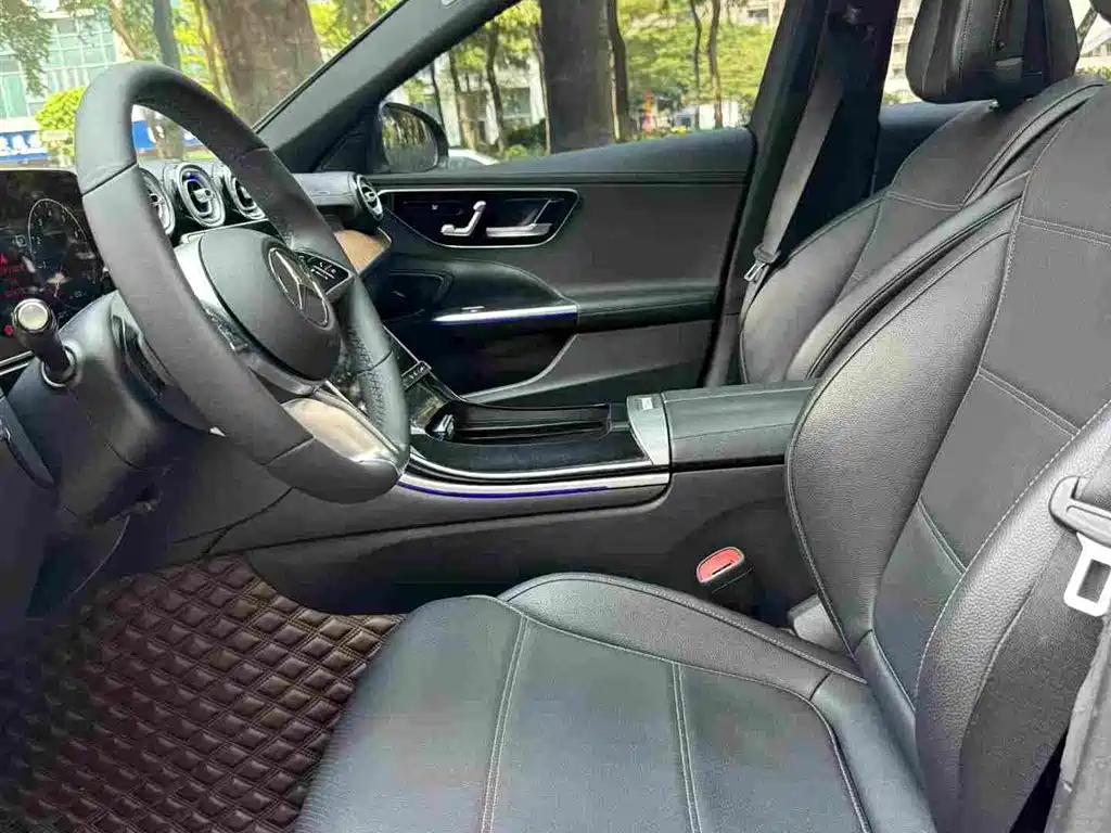 Mercedes-Benz C-Class — миниатюра 9