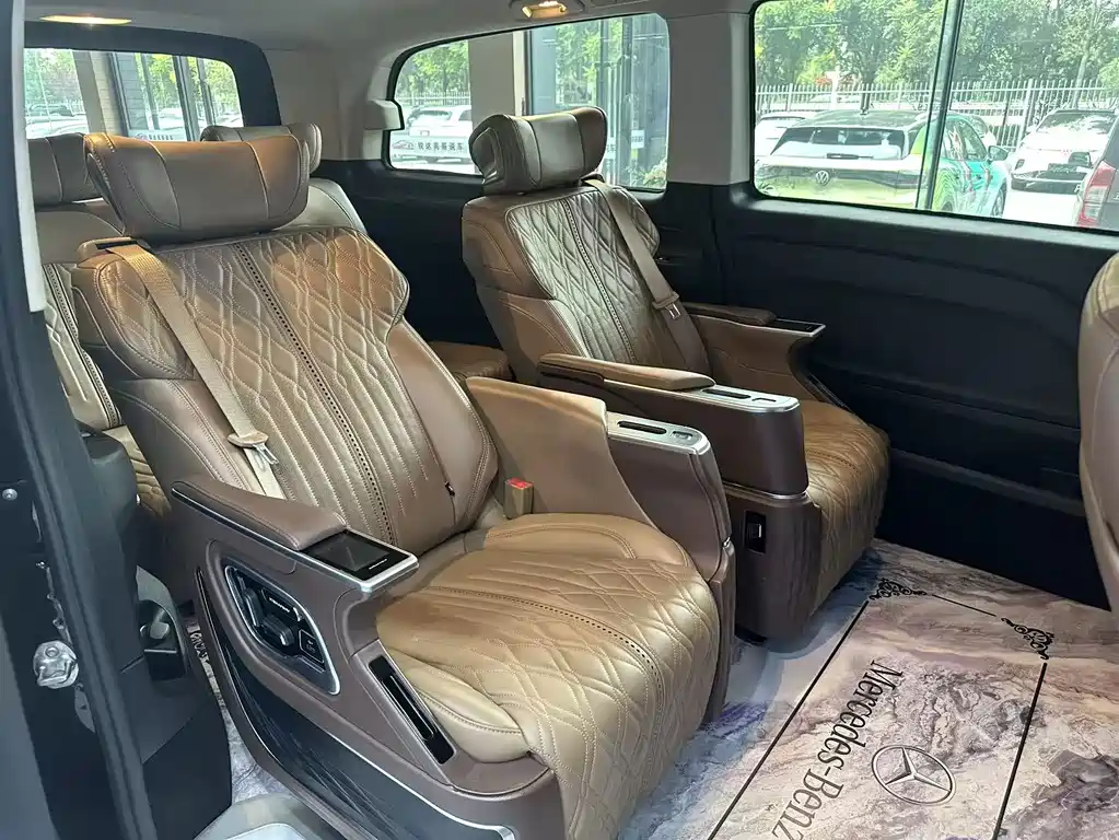 Mercedes-Benz Vito — миниатюра 9