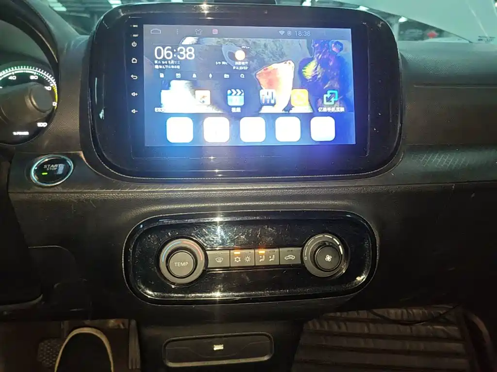 Roewe Clever — миниатюра 13