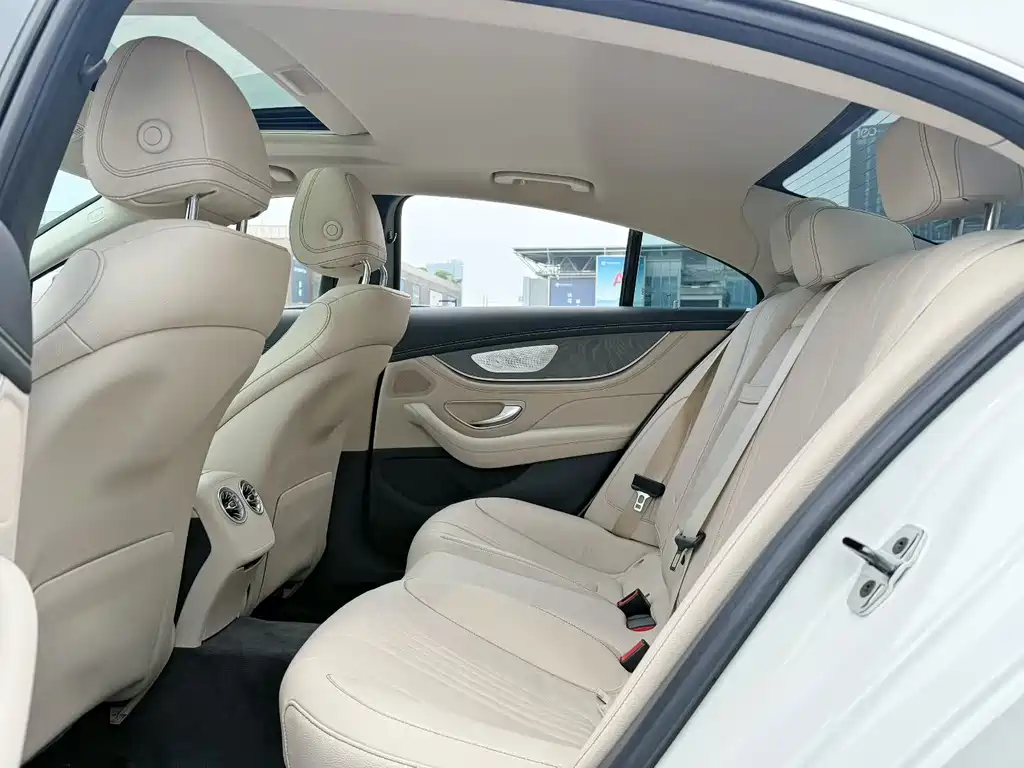 Mercedes-Benz CLS — миниатюра 4