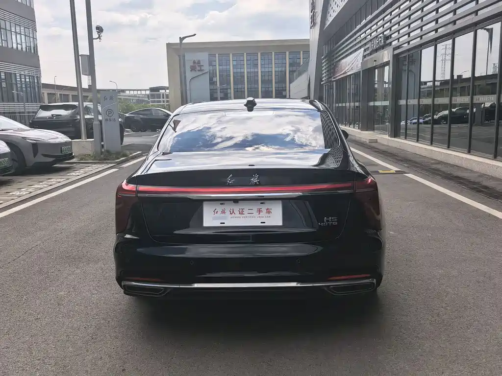 Hongqi Hongqi H5 — миниатюра 14