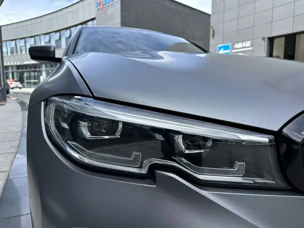 BMW 3 Series — миниатюра 24