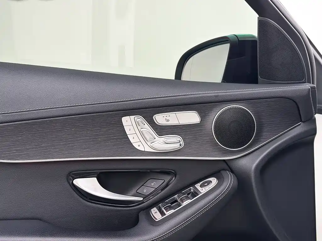 Mercedes-Benz GLC Coupe — миниатюра 12