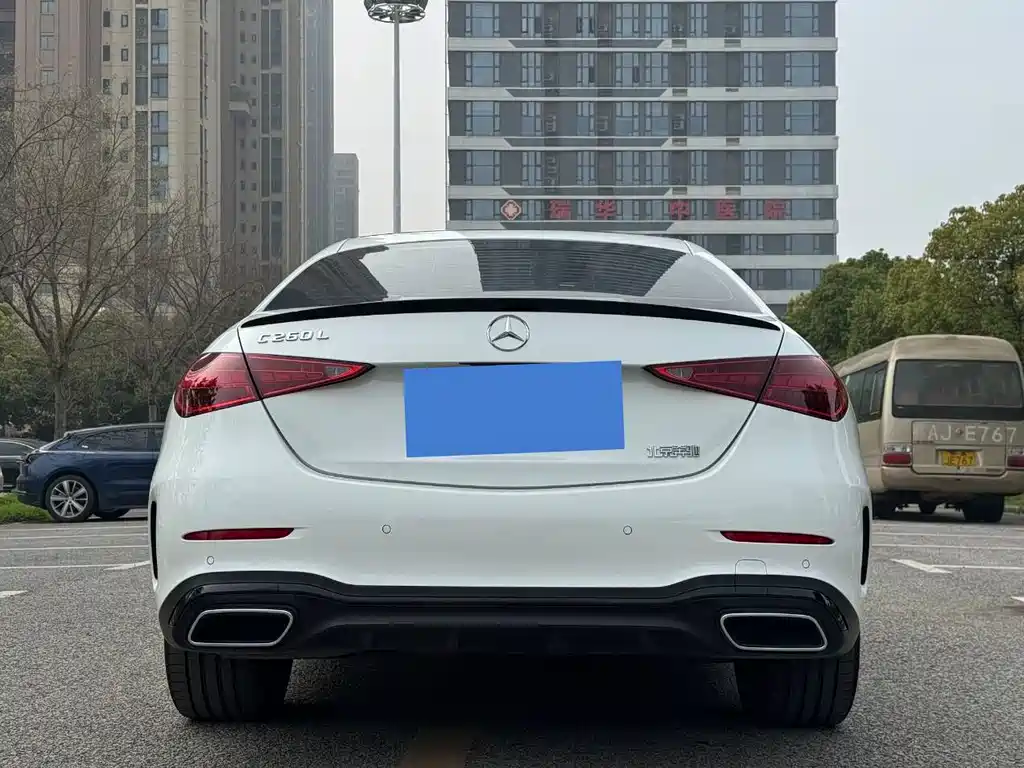 Mercedes-Benz C-Class — миниатюра 22