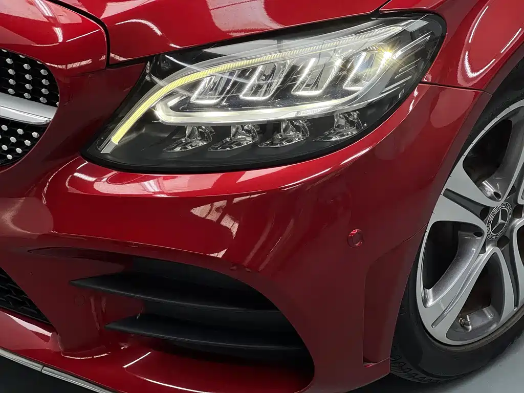 Mercedes-Benz C-Class — миниатюра 3