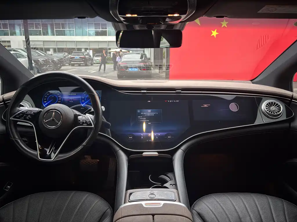 Mercedes-Benz EQS — миниатюра 9