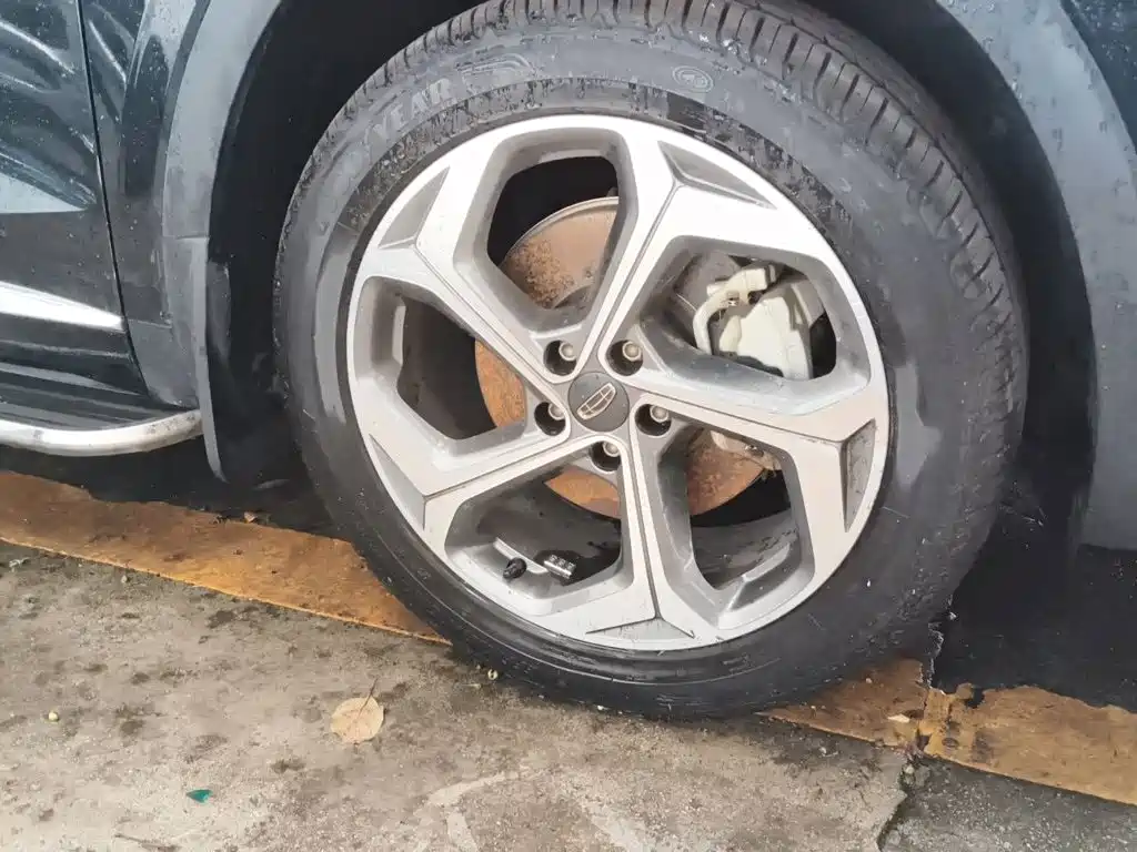 Geely Xingyue L — миниатюра 22