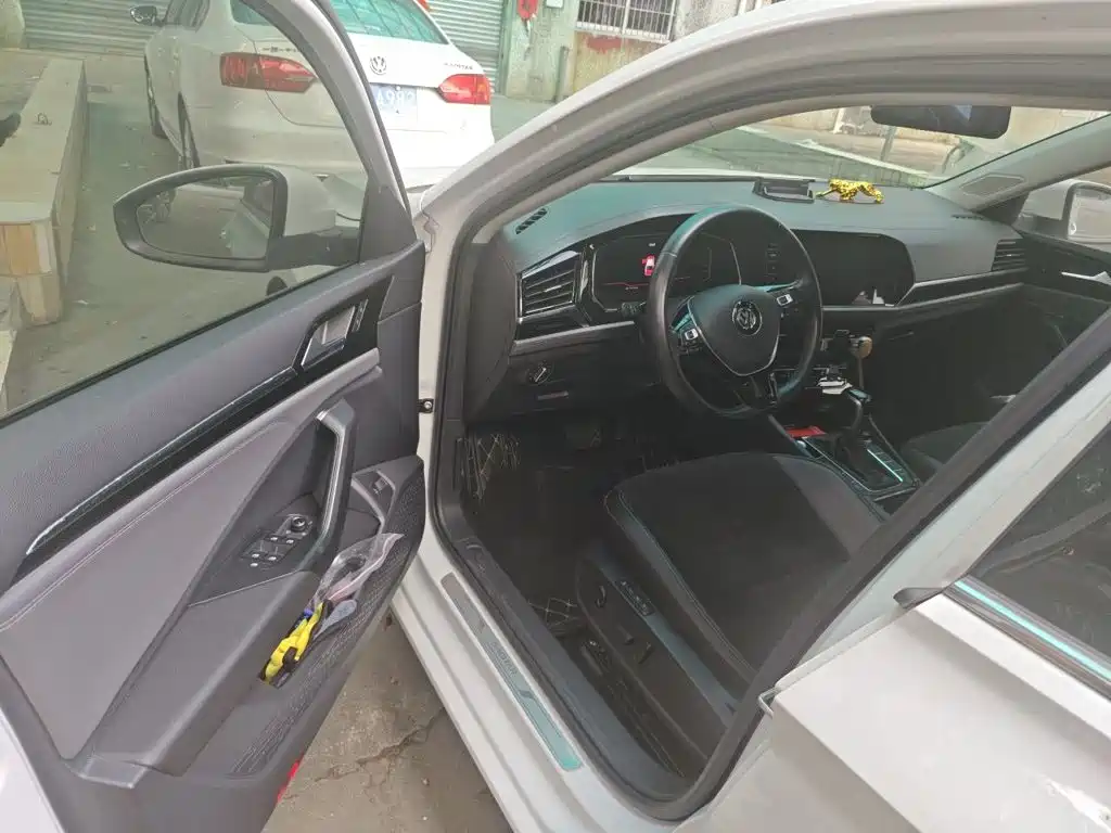 Volkswagen Sagitar — миниатюра 12