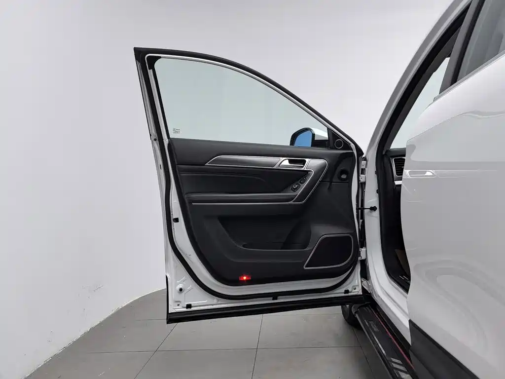 Haval H6 Coupe — миниатюра 8