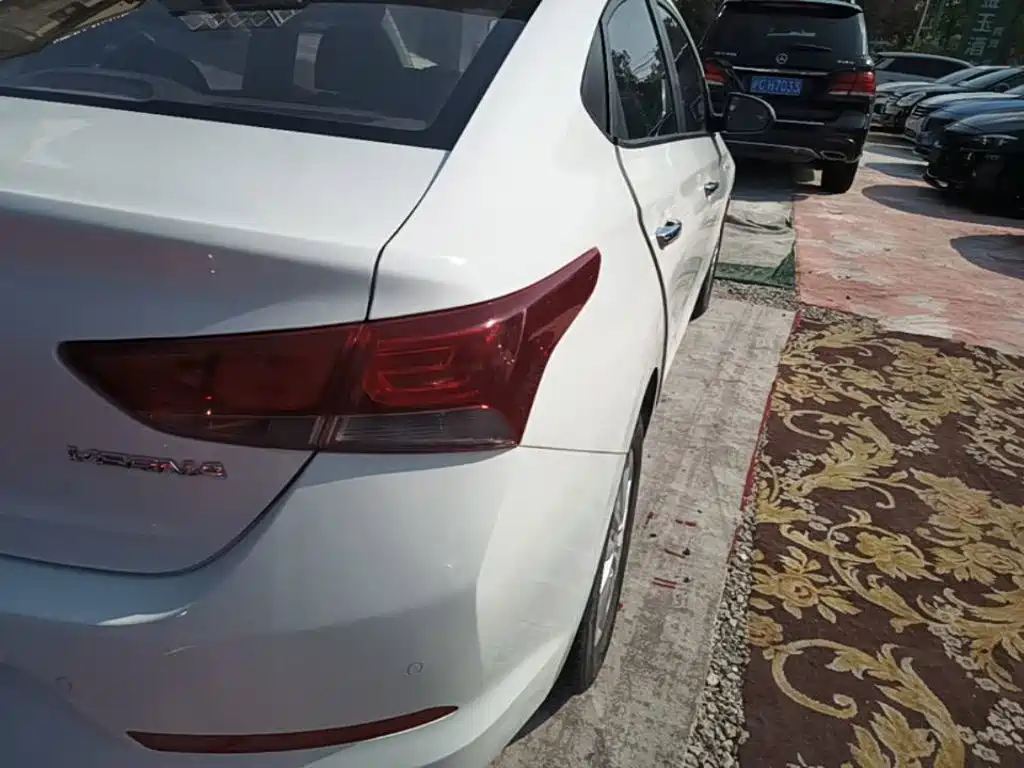 Hyundai Verna — миниатюра 8