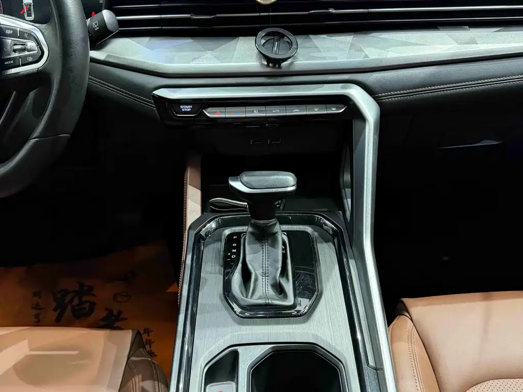 Geely Vision X6 X6 2021 PRO 1.4T AT Luxury