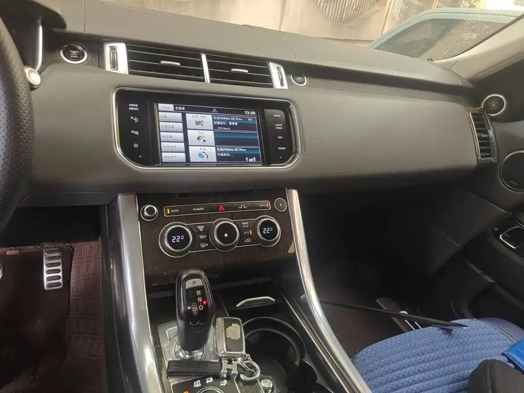 Land Rover Sport — миниатюра 16