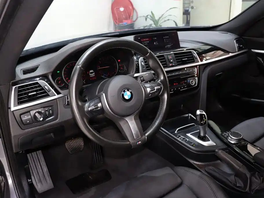 BMW 3 Series GT — миниатюра 10