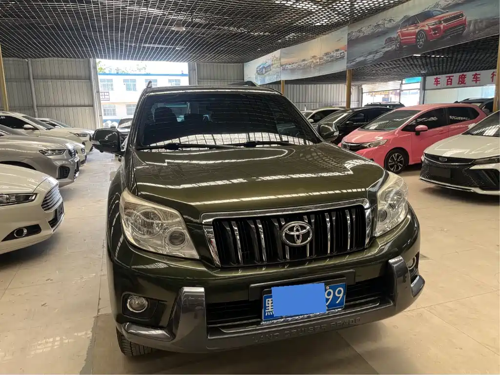 Toyota Land Cruiser Prado 2010 2.7L AT Luxury