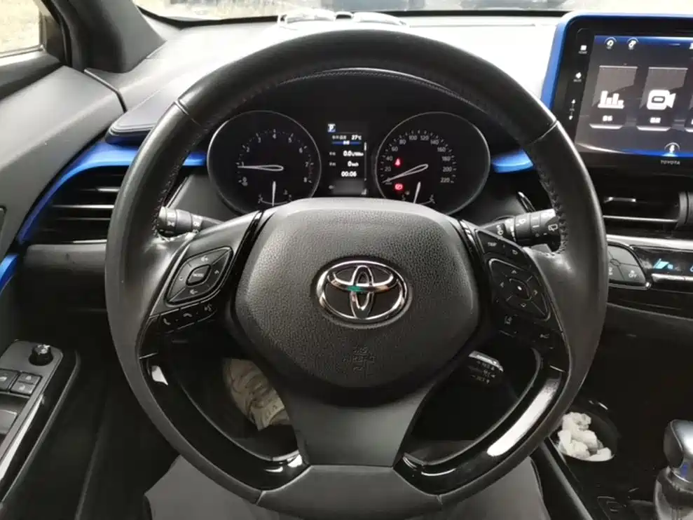 Toyota IZOA — миниатюра 15