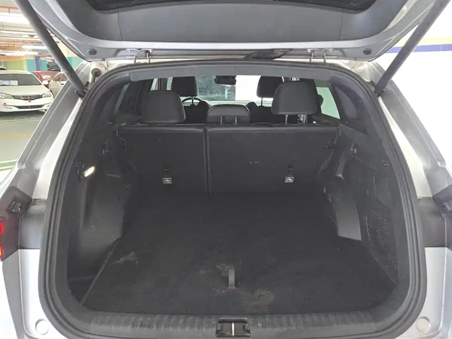 Geely Monjaro L 2024 2.0TD AT