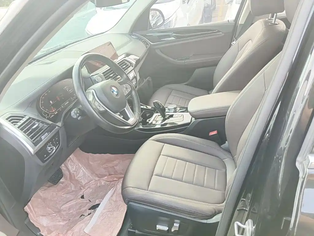 BMW X3 — миниатюра 15