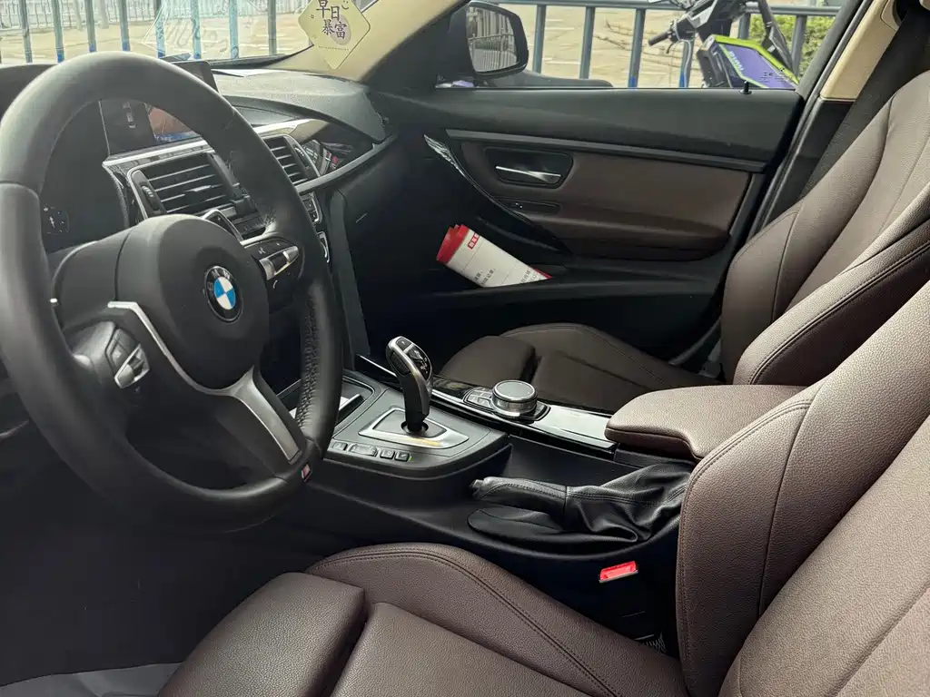 BMW 3 Series — миниатюра 4
