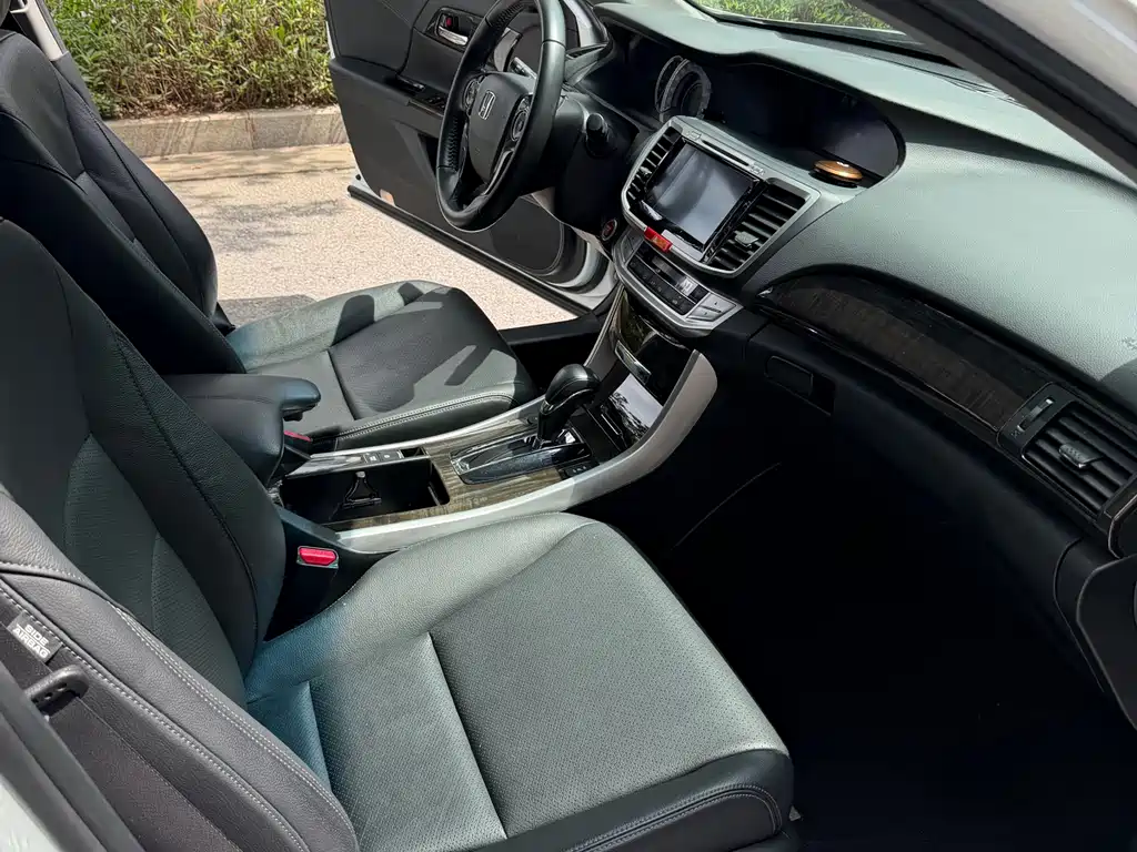 Honda Accord 2016 2.4L EX