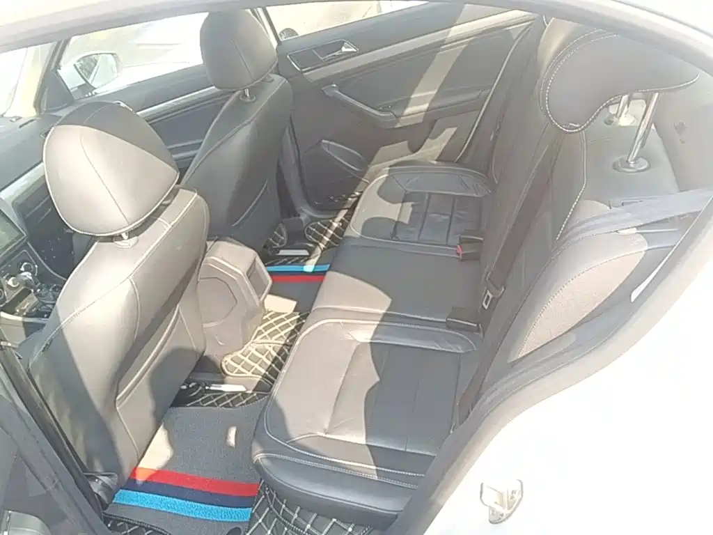 Volkswagen Lavida — миниатюра 17