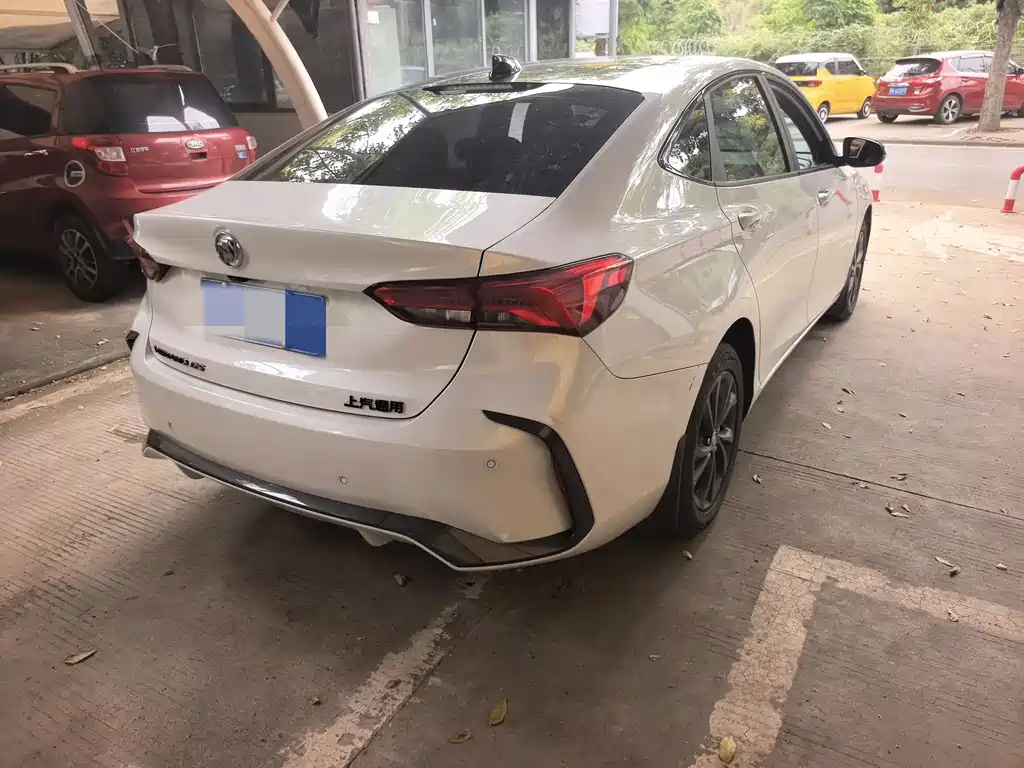 Buick Verano — миниатюра 13