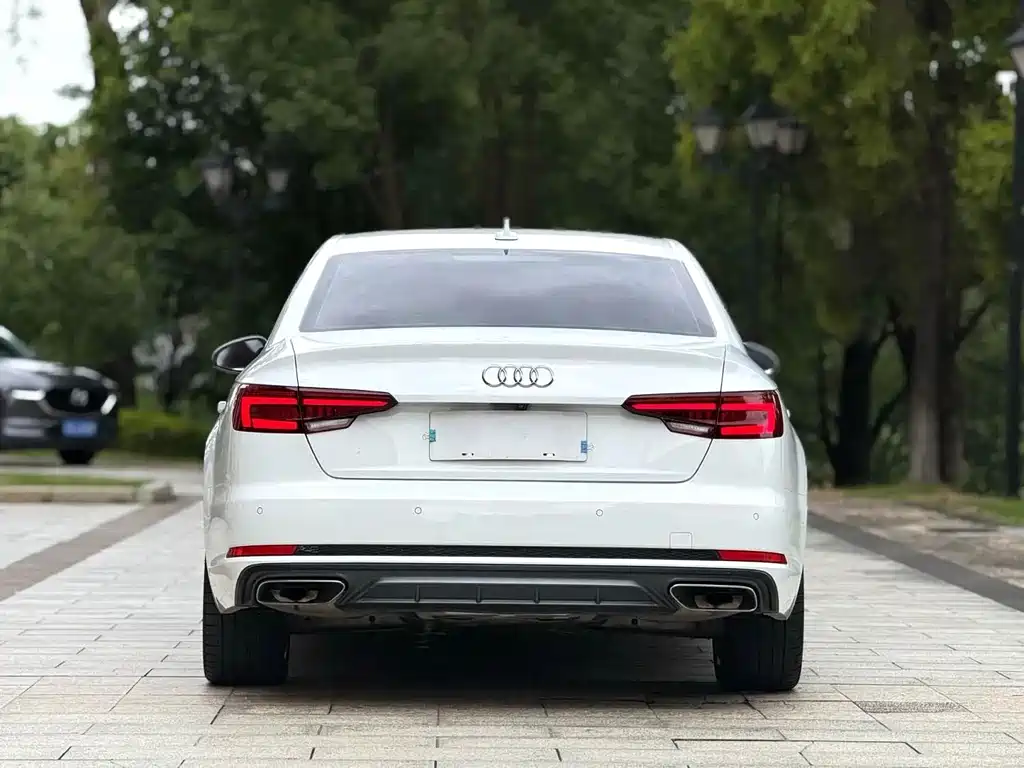 Audi A4L — миниатюра 5