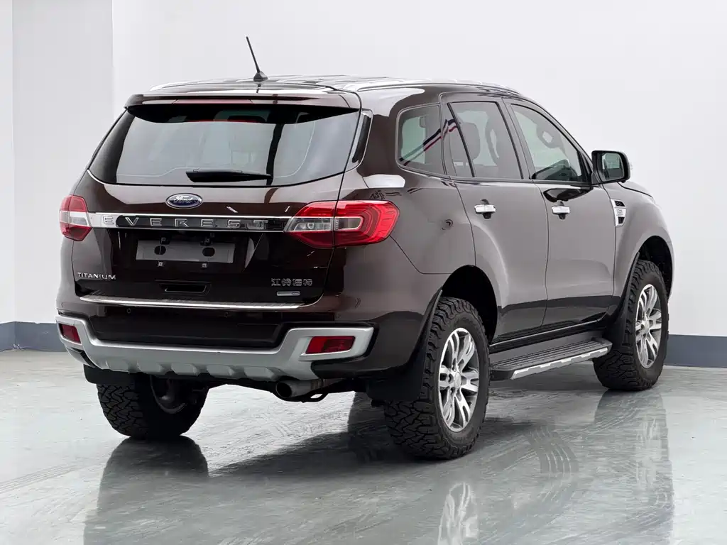 Ford Everest — миниатюра 4