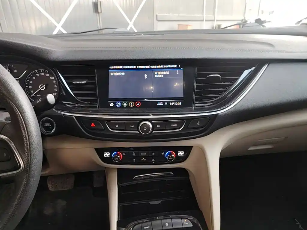 Buick Regal — миниатюра 13