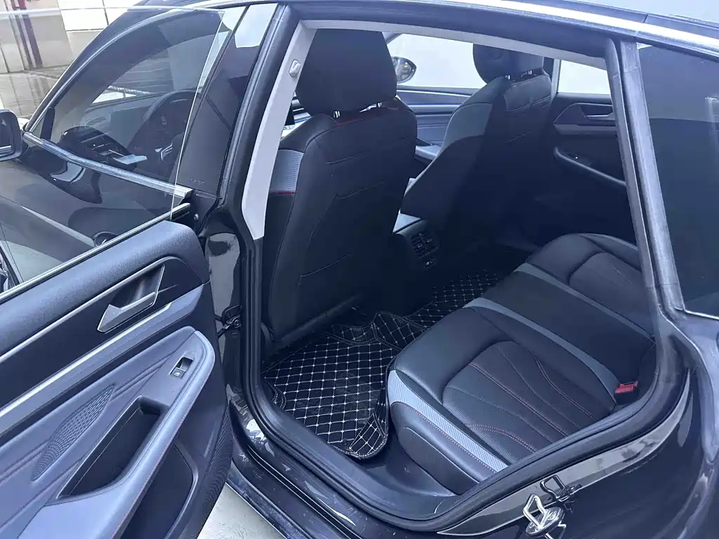 Volkswagen Lamando — миниатюра 9