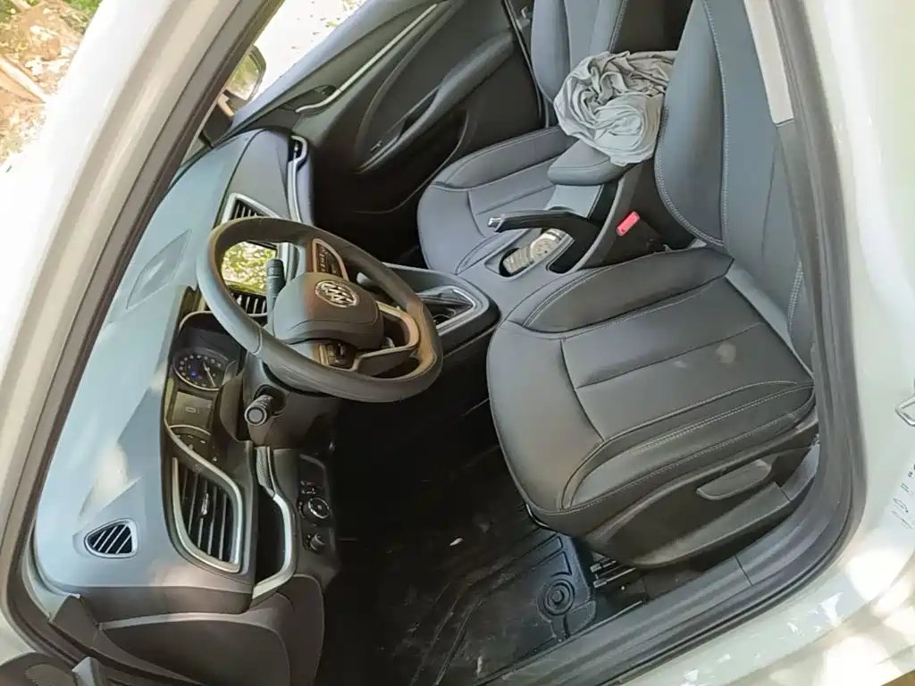 Buick Excelle — миниатюра 15