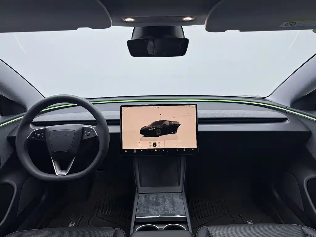 Tesla Model 3 — миниатюра 9