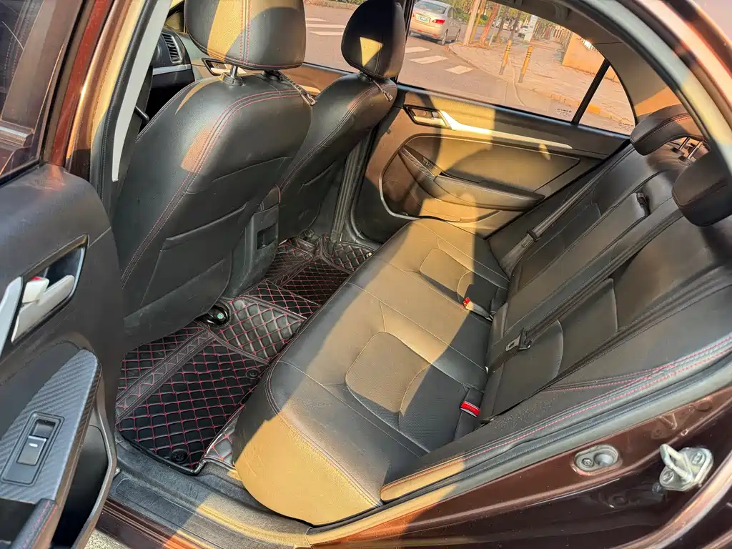 Geely Vision — миниатюра 6