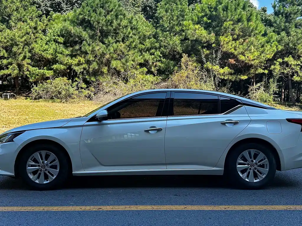 Nissan Teana — миниатюра 3