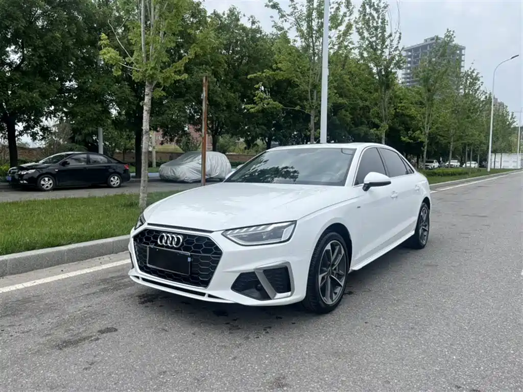 Audi A4L 2022 40 TFSI Fashion