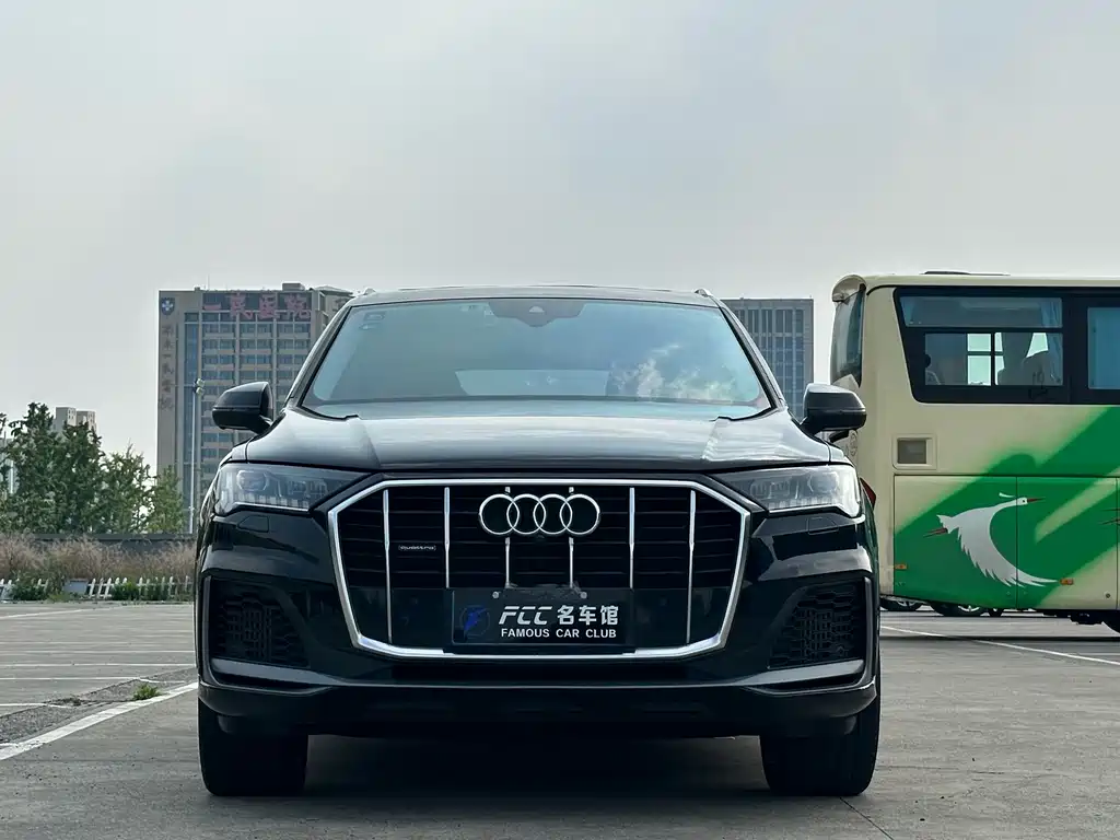Audi Q7 2020 55 TFSI quattro S line Sport