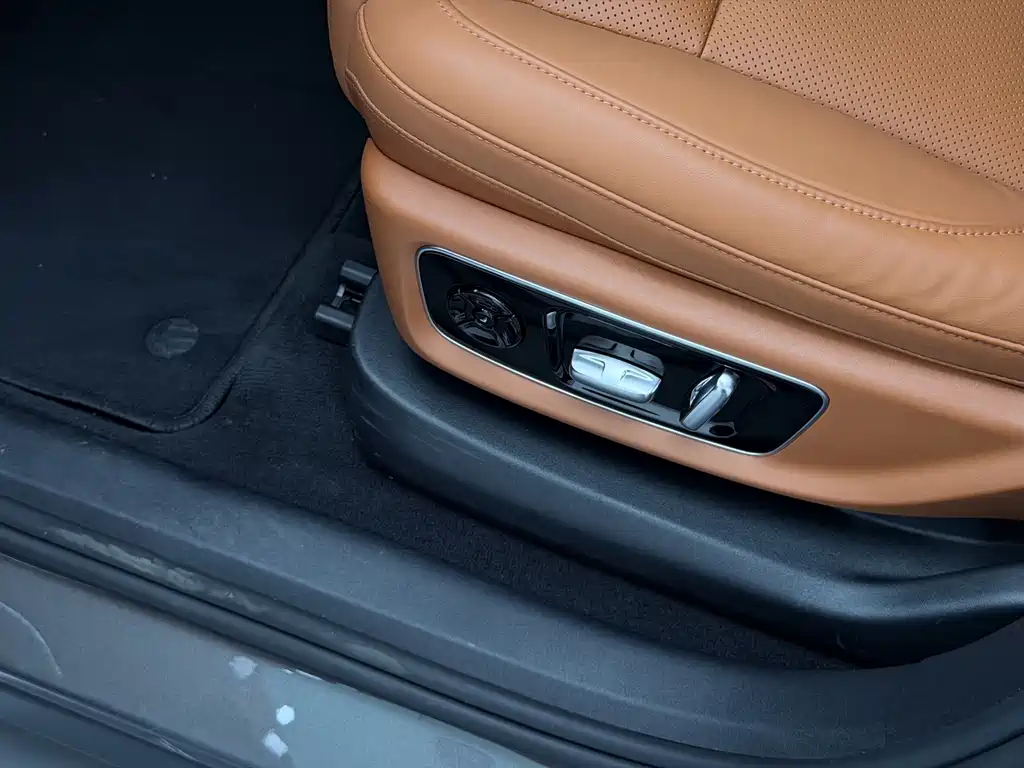 Li Auto Li L9 — миниатюра 38