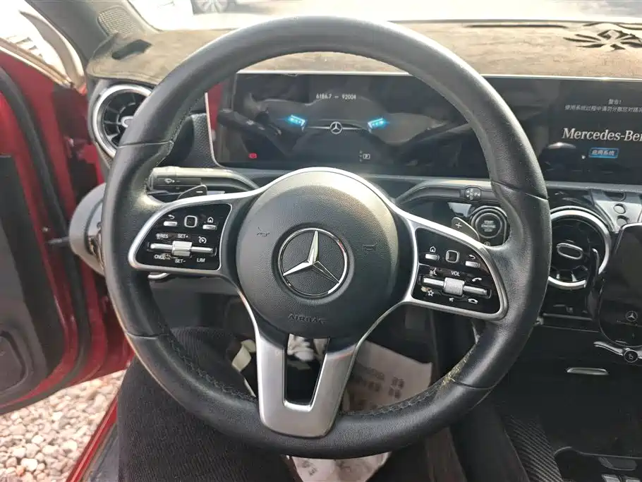 MERCEDES-BENZ A CLASS