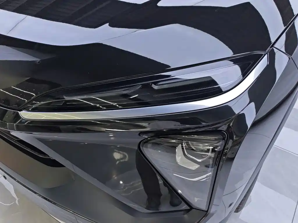NIO ES6 — миниатюра 24