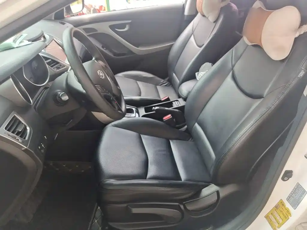 Hyundai Elantra Langdong — миниатюра 11