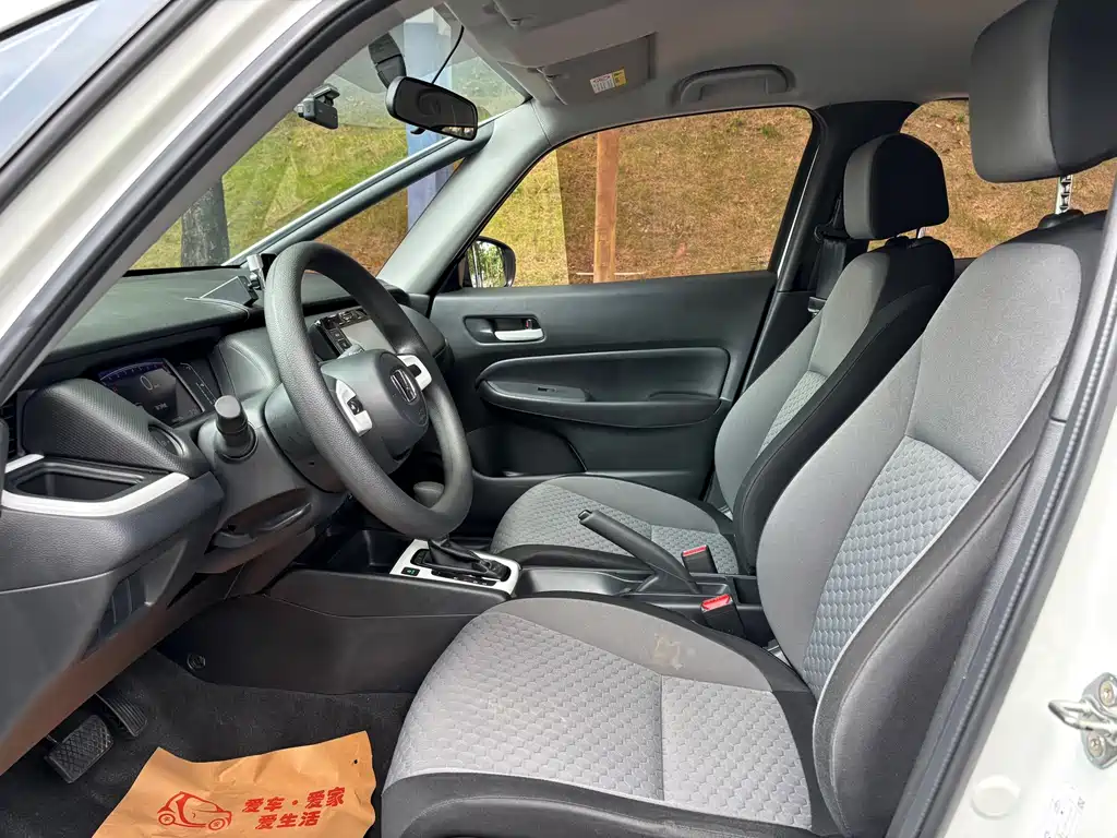 Honda Fit — миниатюра 8