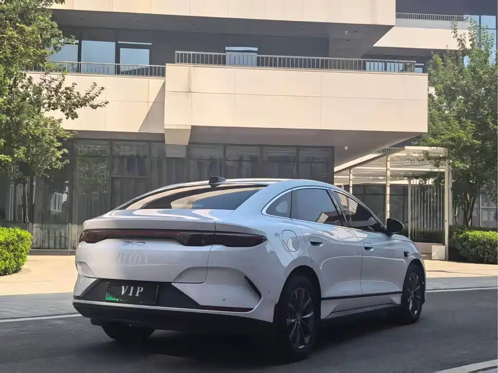 BYD Qin L — миниатюра 7
