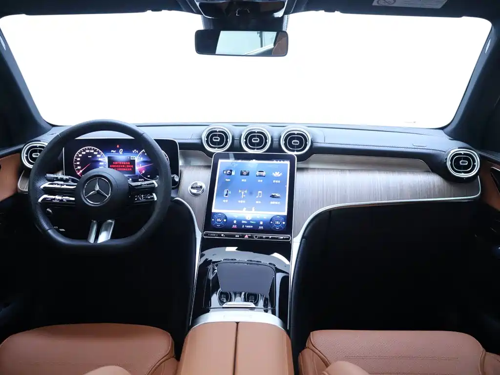 Mercedes-Benz GLC — миниатюра 13