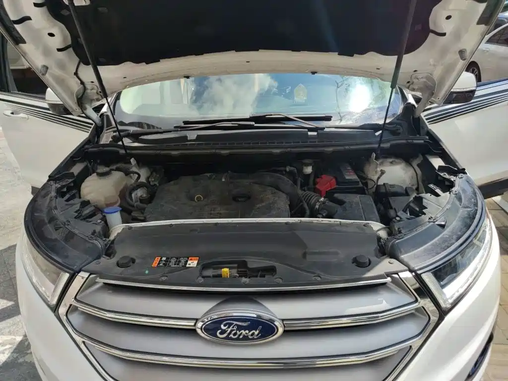 Ford Edge — миниатюра 16