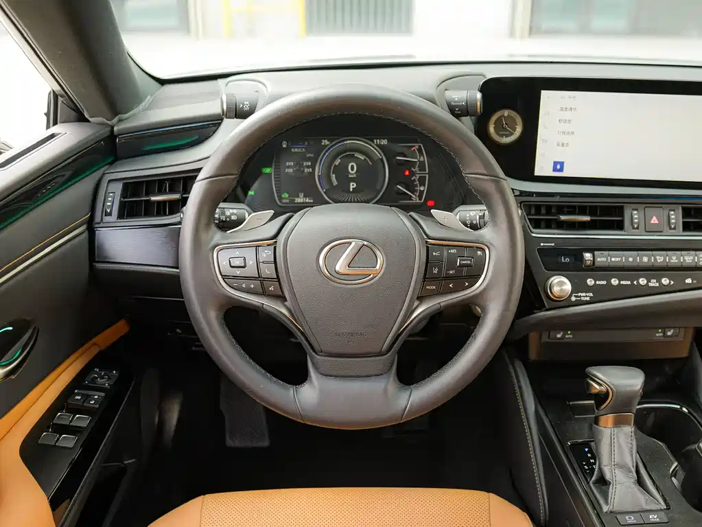 Lexus ES — миниатюра 20