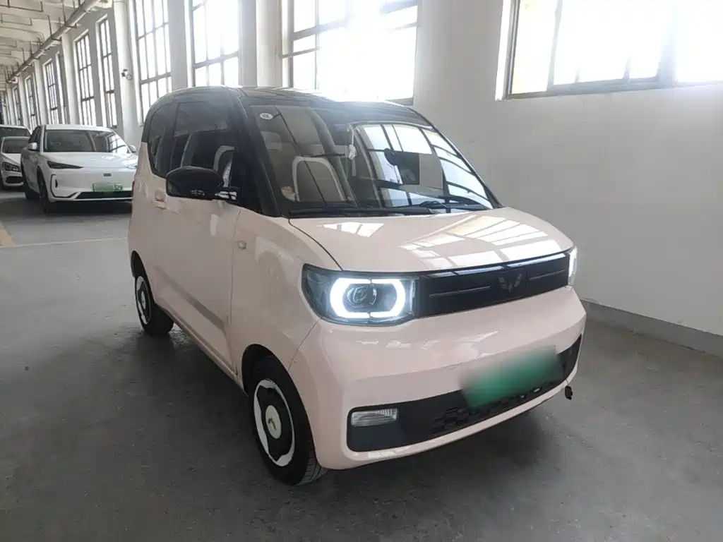 Wuling MINIEV — миниатюра 4
