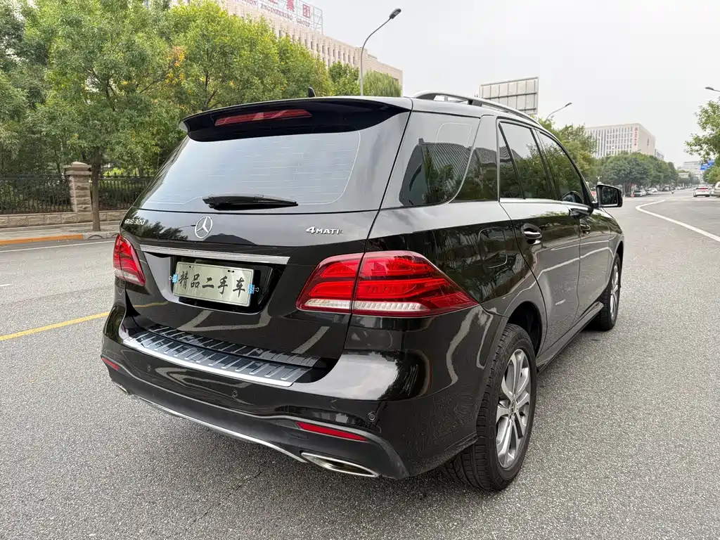 Mercedes-Benz GLE (Import) — миниатюра 4