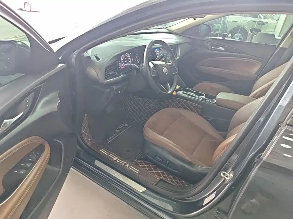 Buick Regal — миниатюра 16