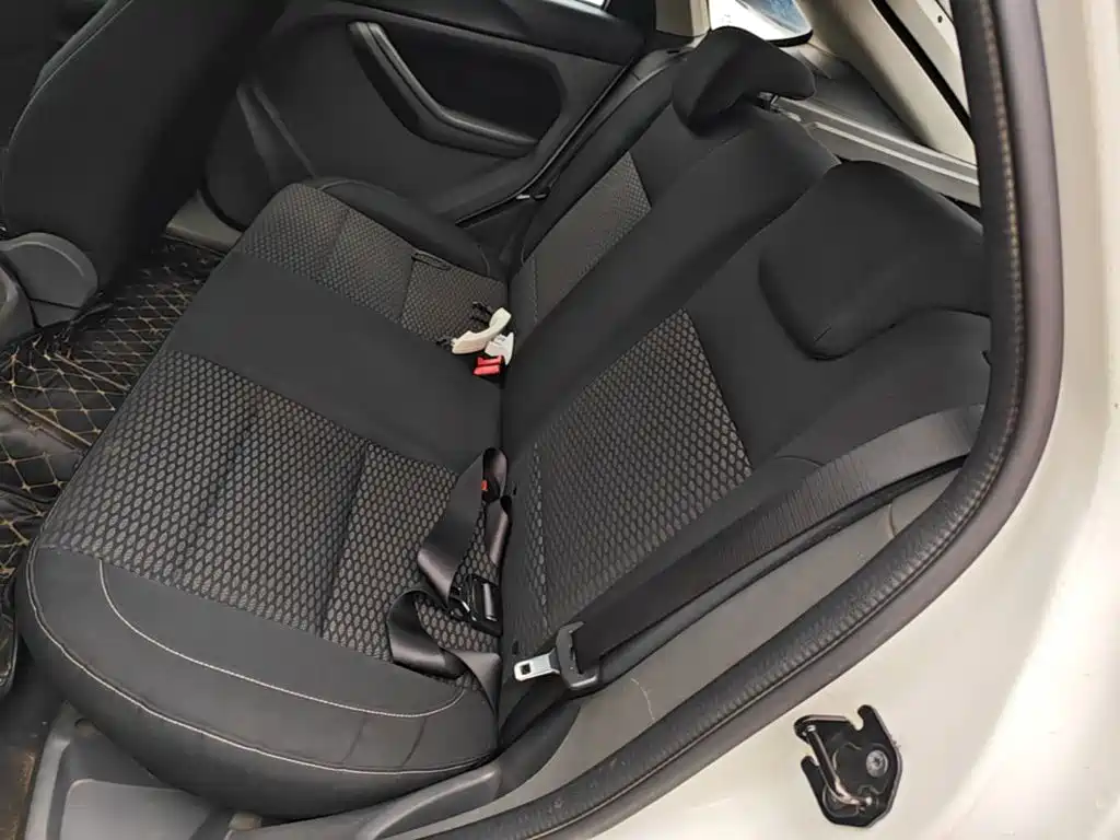 Ford Focus — миниатюра 17