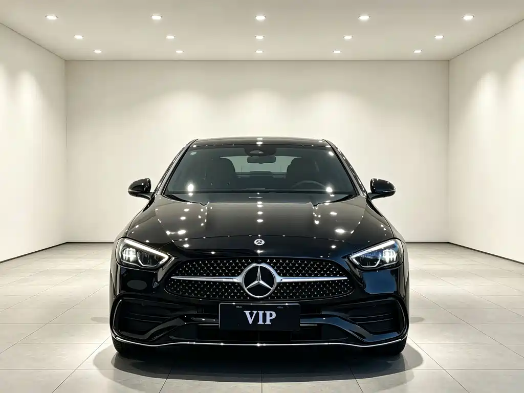 Mercedes-Benz C-Class — миниатюра 2